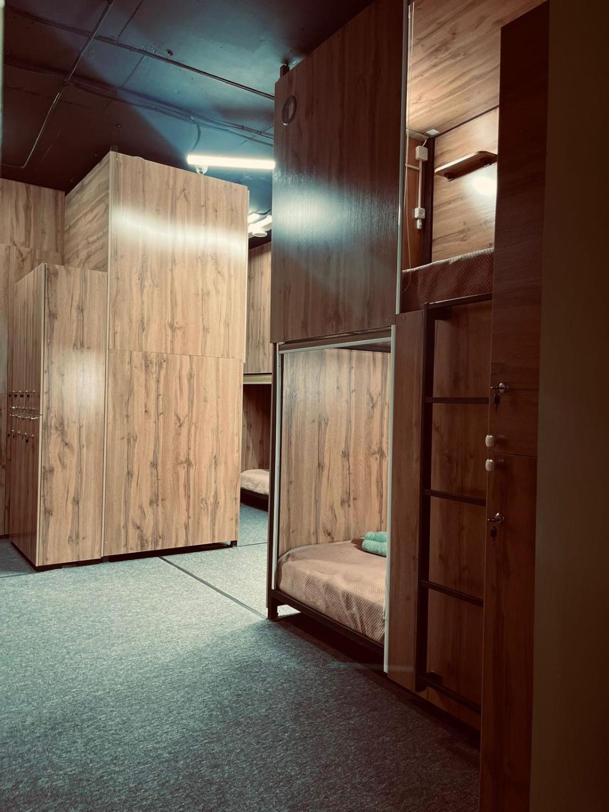 Hostel Kochevnik Capsule Hotel Almaty Extérieur photo