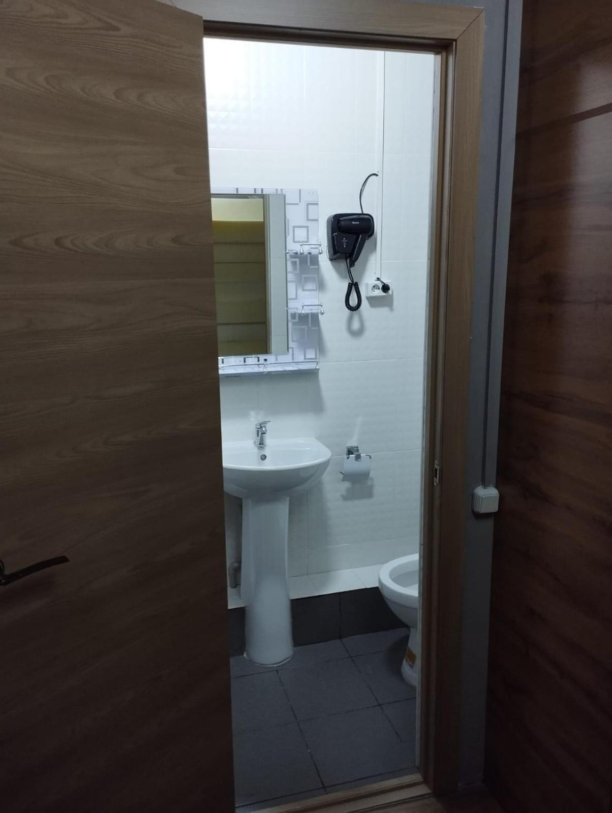 Hostel Kochevnik Capsule Hotel Almaty Extérieur photo